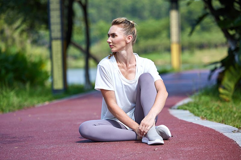 How to Choose a Proper Wide Shoes for Women with Diabetes - FitVilleUK