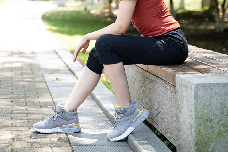 The Benefits of Wide Shoes for Women with Plantar Fasciitis - FitVilleUK