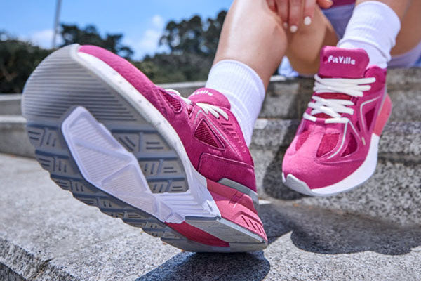 How Narrow Heel Shoes Can Trigger Heel Pain and Plantar Fasciitis？