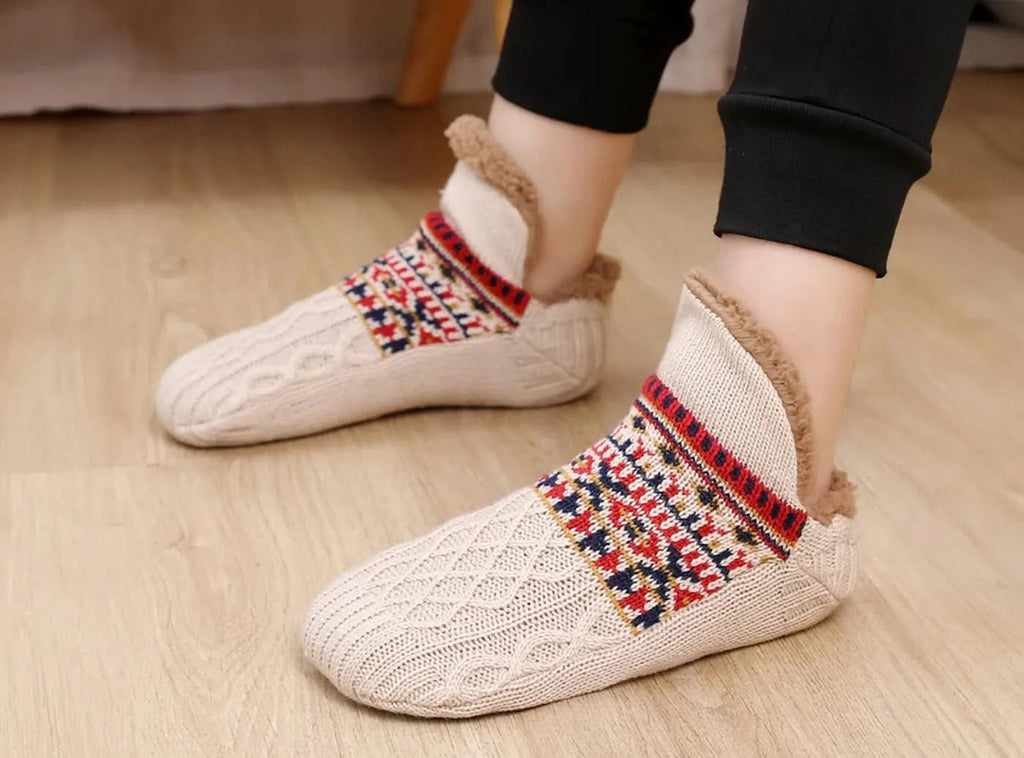 FitVille Knitted Thermal Socks (Unisex) - 8