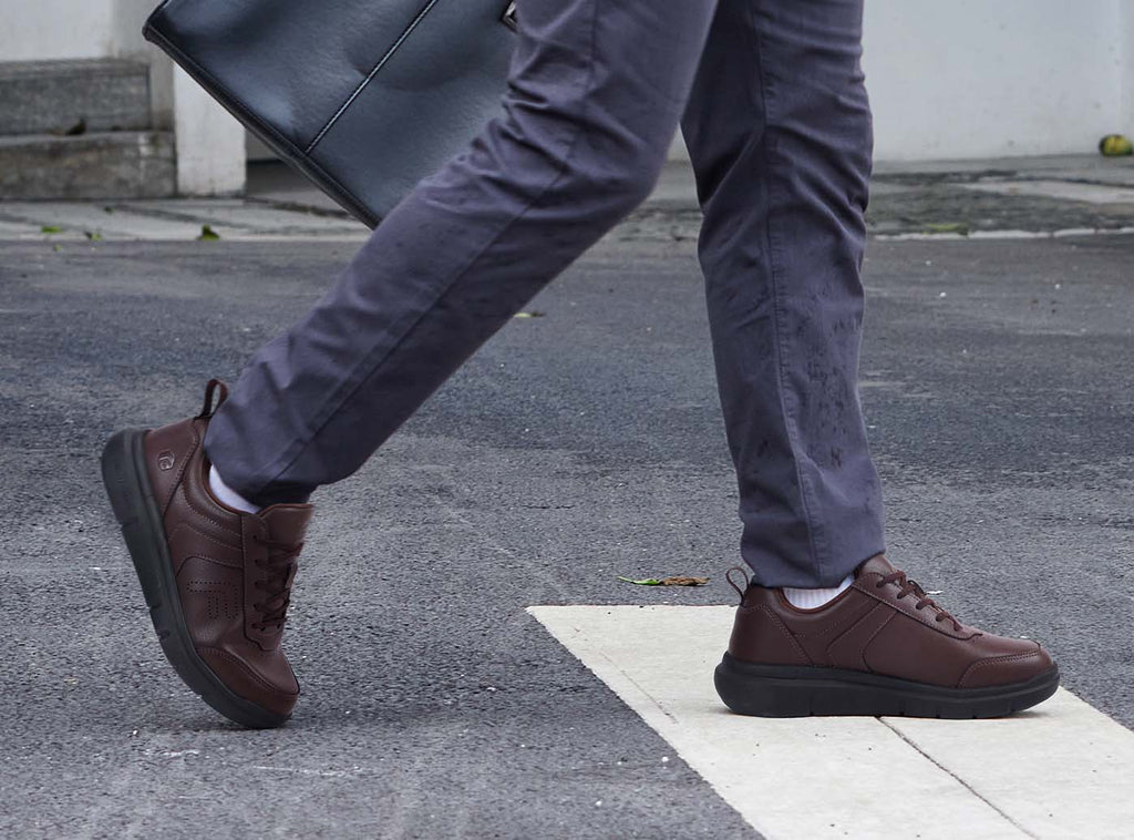 FitVille Men's BriskWalk Deluxe Lace - up Business Casual Sneaker V1 - 17