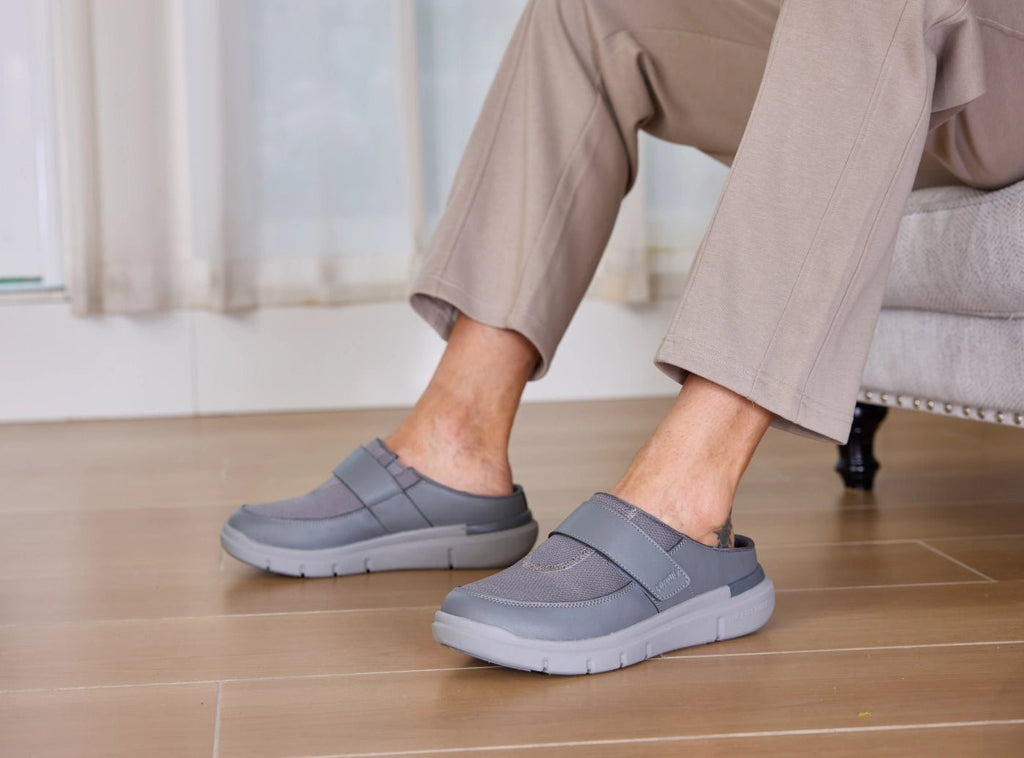 FitVille Men's EasyTop Diabetic Slipper V1 - 20