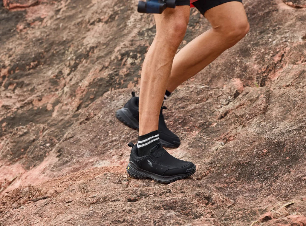 FitVille Men's Low - Top LugMax Outdoor Slip - On V3 - 12