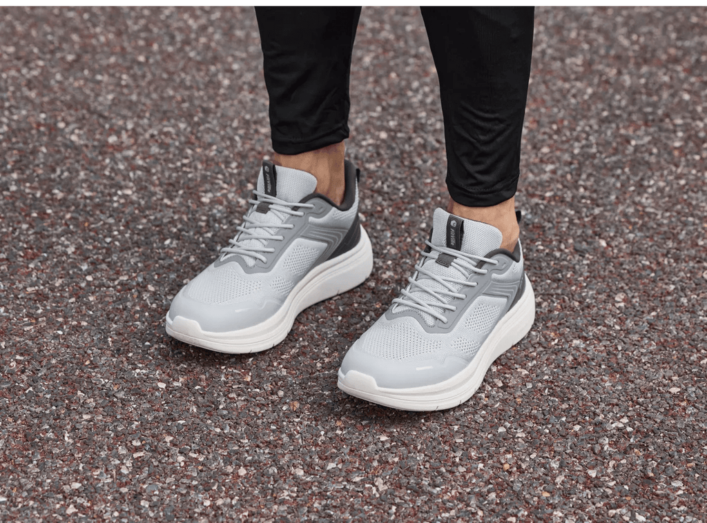 Men's Cloud Wanderer V23 - 10