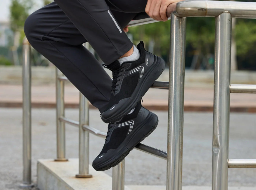 Men's Cloud Wanderer V23 - 2