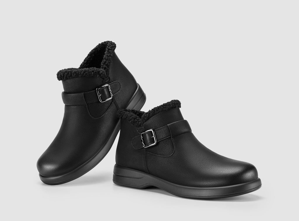 Women's FluffWalk Winter Boots V5 - 6